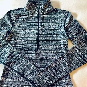 Niki Dry-fit top small black and white top 3/4 zipper long sleeve